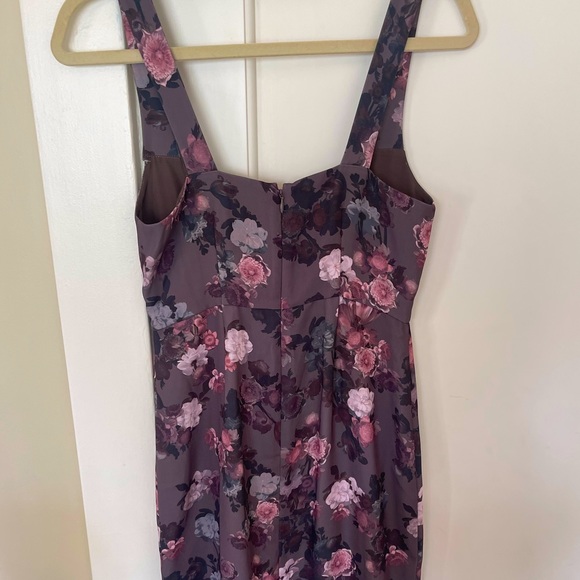 Babaton 90’s Slit Floral Dress - Picture 5 of 5